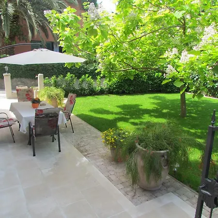 Daire Bacvice With Free Parking *