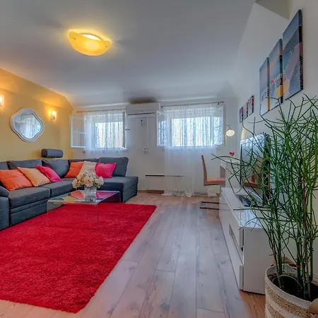 Apartment Bacvice Holiday With Free Parking Split